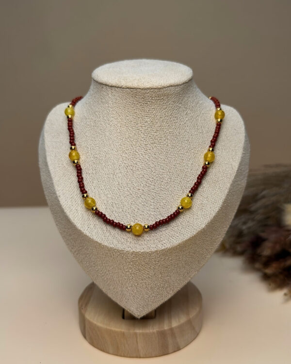 Collar Ocre Sanador