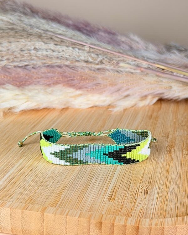 pulsera-tejido-macrame-tonos-verdes-jociva-accesorios-para-mujer-principal