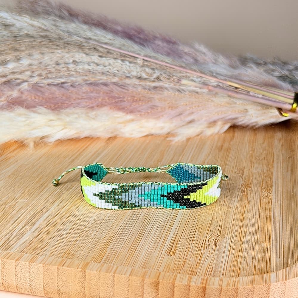 pulsera-tejido-macrame-tonos-verdes-jociva-accesorios-para-mujer-principal